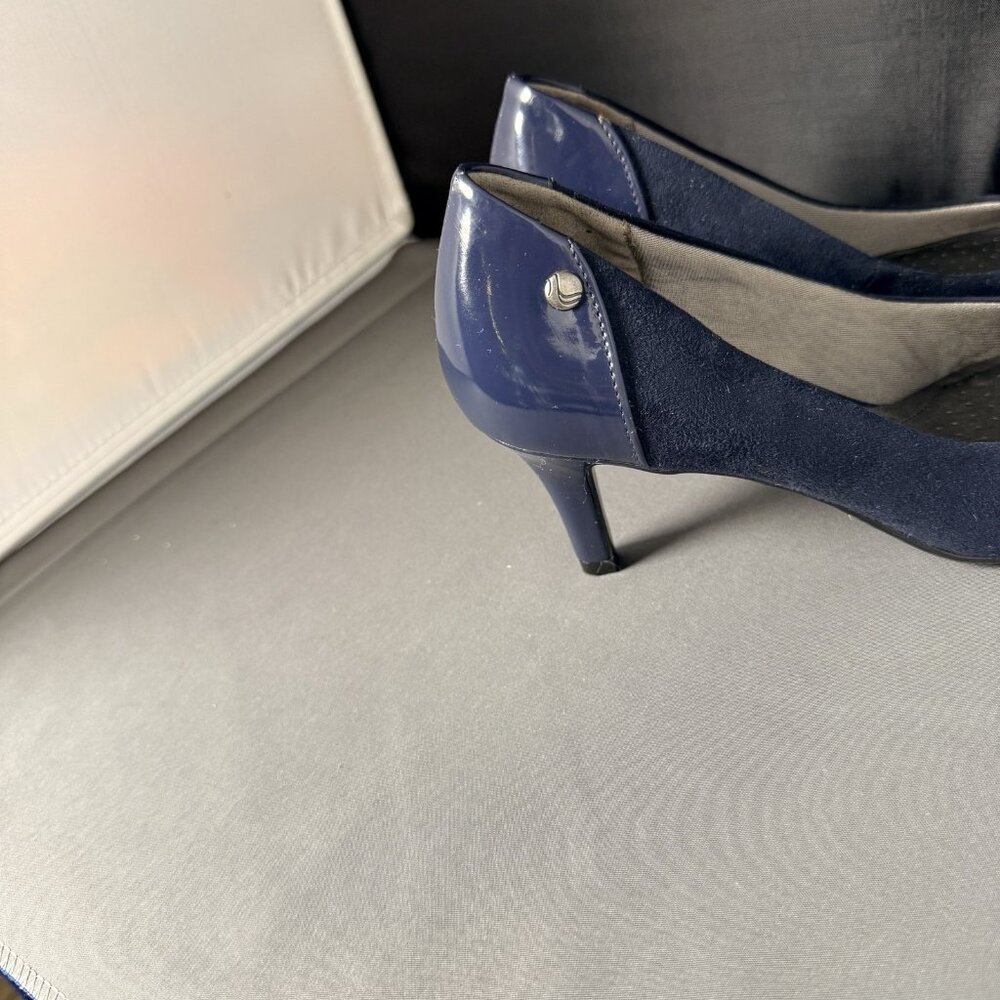 Life Stride Lively Pumps Heel Height 3” Women's Size 6 - Picture 3 of 5